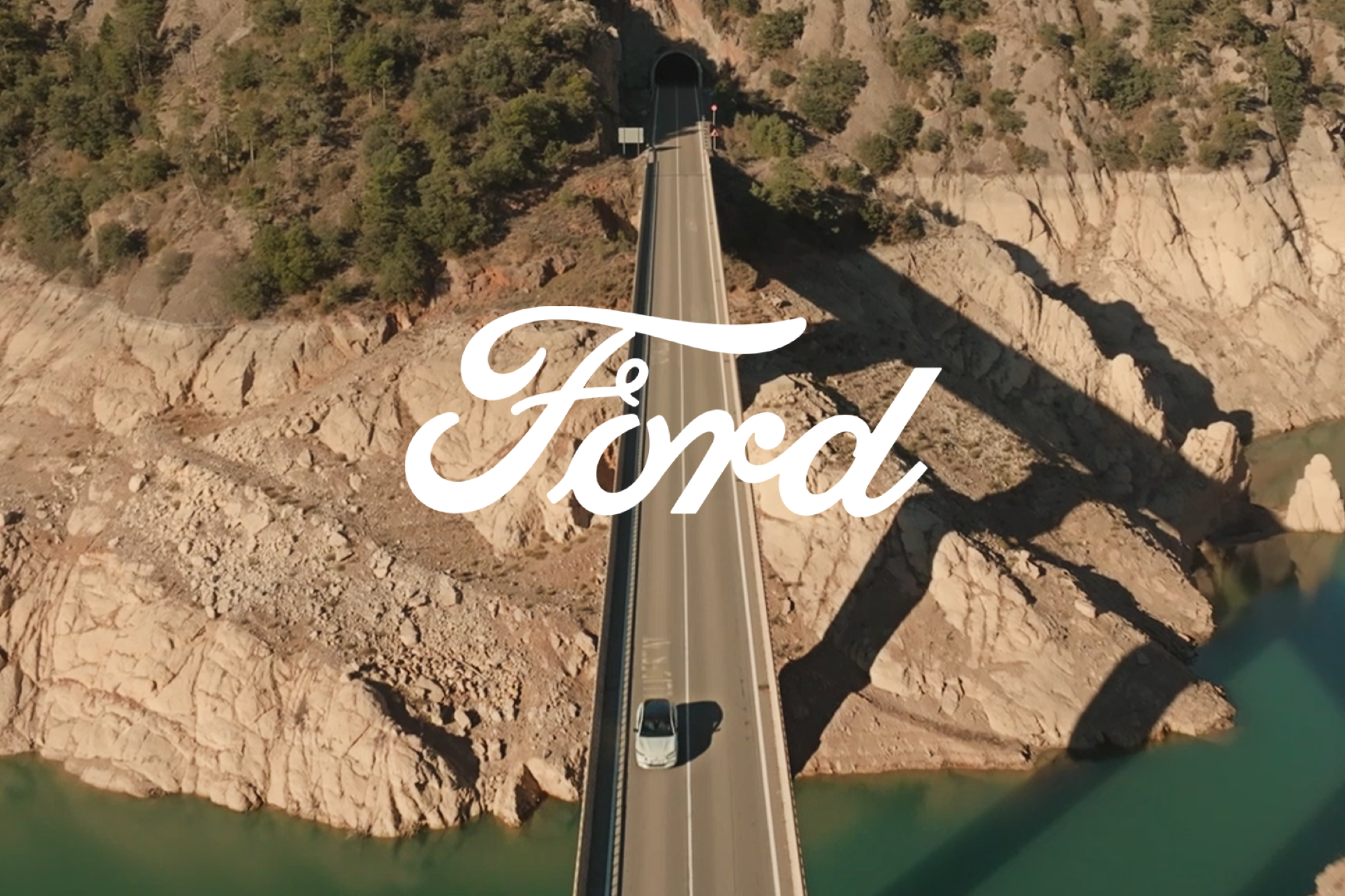 Η Mustang Μach-E  πρωταγωνιστεί στην ταινία Ford Scenic Project